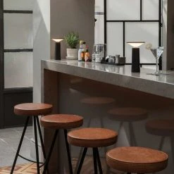 MONLY Lampe De Table Led Sans Fil, Lampe De Bureau Rechargeable Usb, Lampe De Chevet Tactile Sans Fil Dimmable, 3 Couleurs, Pour Intérieur/Extérieur, Restaurant, Bar, Ip54, Noir 9 MONLY Lampe De Table Led Sans Fil, Lampe De Bureau Rechargeable Usb, Lampe De Chevet Tactile Sans Fil Dimmable, 3 Couleurs, Pour Intérieur/Extérieur, Restaurant, Bar, Ip54, Noir -Lampadaire Soldes 2022 53935056 3